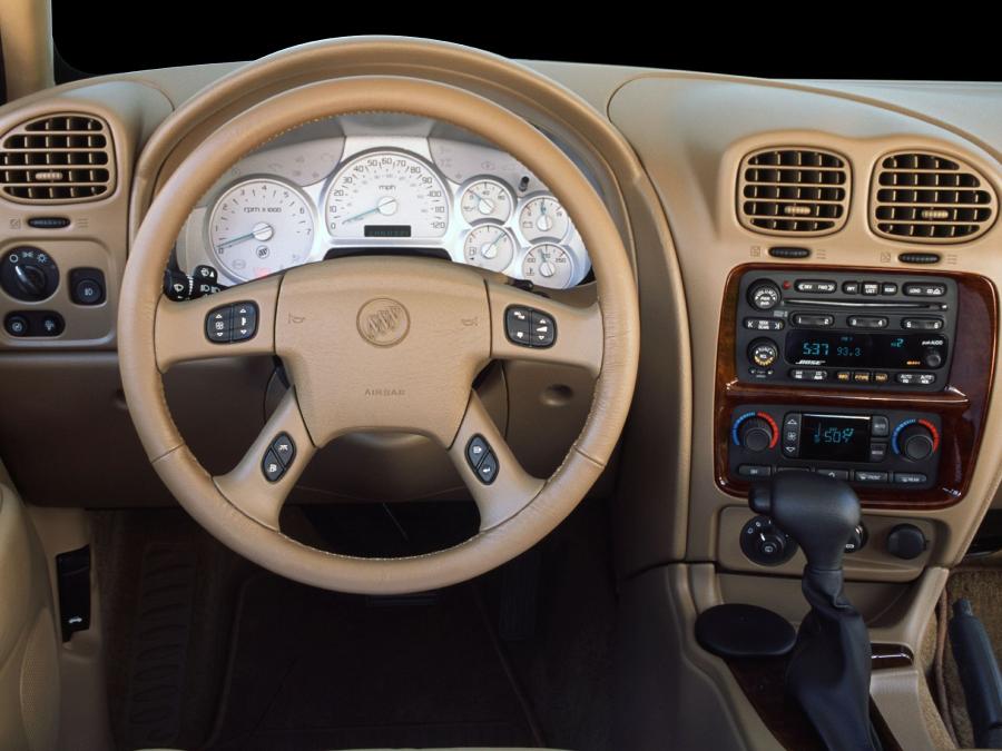 Buick Rainier CXL 2004 года  (фото 5 из 16)